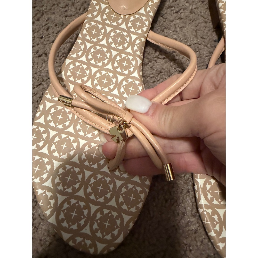 Kate Spade Tan Bow Thong
Sandals with Gold Heart Detail | Size 9.5 - Picture 3 of 8